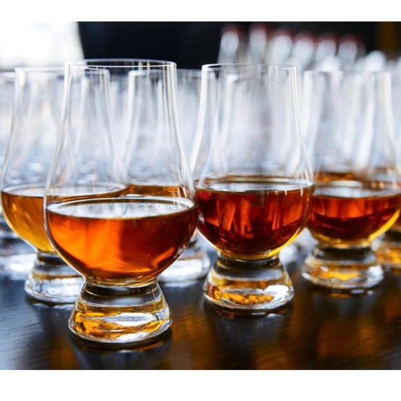 Set of 6! - Wee Glencairn Heaven Hill Tasting Glasses - Whiskey, Bourbon, Scotch - Picture 4 of 7